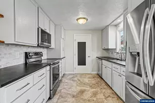 208 44th Ave NE, Salem, OR 97317 - Photo 15