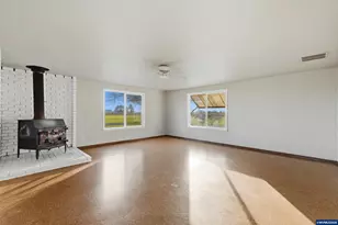 8949 S Gribble Rd, Canby, OR 97013 - Photo 15