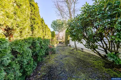 3804 Goldfish Farm Rd SE, Albany, OR 97322 - Photo 35