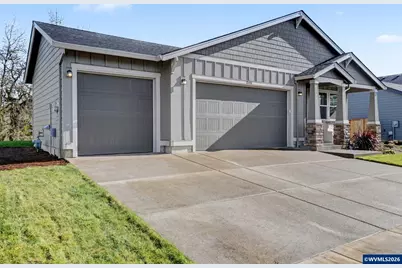 215 Walnut St, Mount Angel, OR 97362 - Photo 3