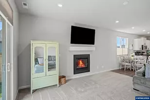215 Walnut St, Mount Angel, OR 97362 - Photo 13