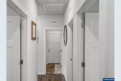 215 Walnut St, Mount Angel, OR 97362 - Photo 15