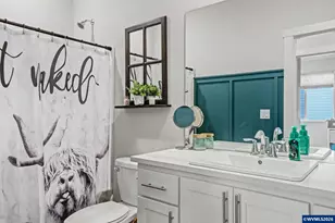 215 Walnut St, Mount Angel, OR 97362 - Photo 19