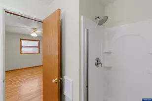 1115 NW Green Acres Lp, Albany, OR 97321 - Photo 11