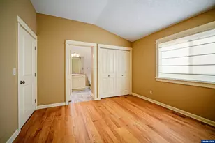 736 SE St Andrews Ln, Dallas, OR 97338 - Photo 11