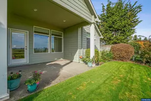 736 SE St Andrews Ln, Dallas, OR 97338 - Photo 35