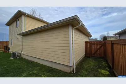 1840 Lyon St SW, Albany, OR 97322 - Photo 47