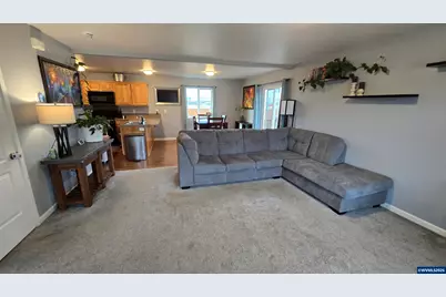 1840 Lyon St SW, Albany, OR 97322 - Photo 5