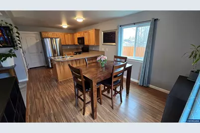 1840 Lyon St SW, Albany, OR 97322 - Photo 13