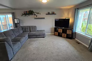 1840 Lyon St SW, Albany, OR 97322 - Photo 3