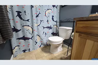 1840 Lyon St SW, Albany, OR 97322 - Photo 27