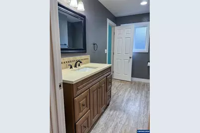 435 14th St, Lyons, OR 97358 - Photo 17