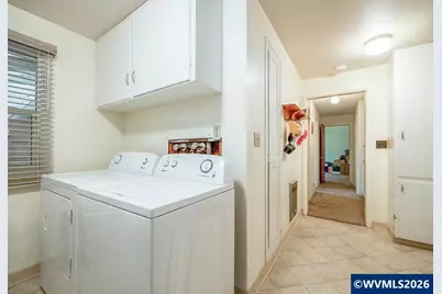 190 Hunsaker Ln, Eugene, OR 97404 - Photo 17