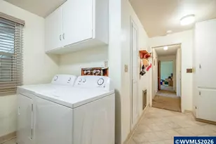 190 Hunsaker Ln, Eugene, OR 97404 - Photo 17