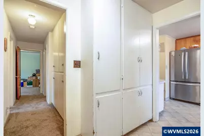 190 Hunsaker Ln, Eugene, OR 97404 - Photo 23