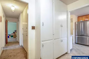 190 Hunsaker Ln, Eugene, OR 97404 - Photo 23