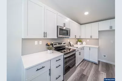 3206 S 13th St, Lebanon, OR 97355 - Photo 3