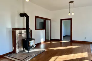 40544 McDowell Creek Dr, Lebanon, OR 97355 - Photo 9