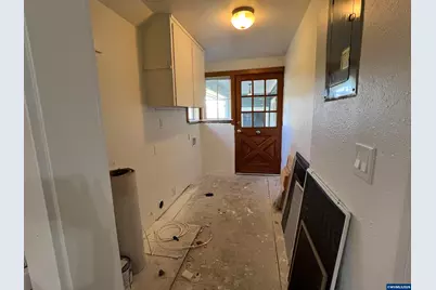 40544 McDowell Creek Dr, Lebanon, OR 97355 - Photo 25