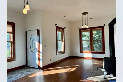 40544 McDowell Creek Dr, Lebanon, OR 97355 - Photo 7