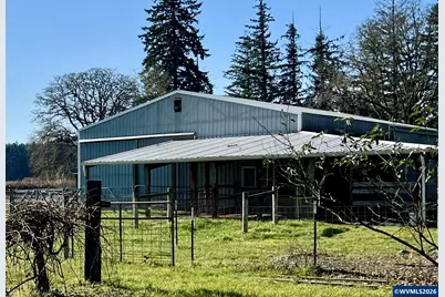 40544 McDowell Creek Dr, Lebanon, OR 97355 - Photo 5