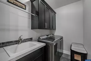 494 Troon Ave, Woodburn, OR 97071 - Photo 19