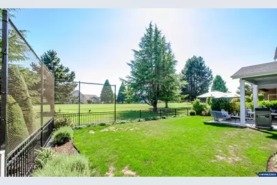 494 Troon Av, Woodburn, OR 97071 - Photo 35