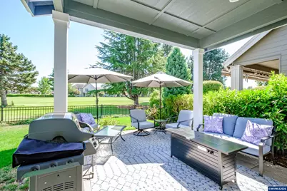 494 Troon Av, Woodburn, OR 97071 - Photo 33