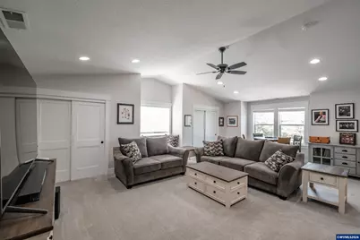 494 Troon Av, Woodburn, OR 97071 - Photo 31