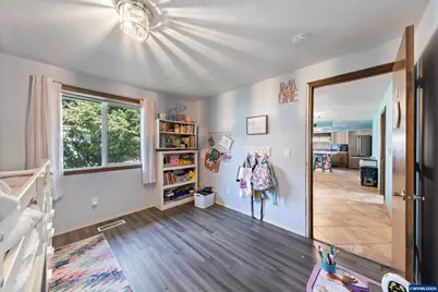 465 Flint Ridge St SE, Salem, OR 97306 - Photo 31