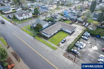 271 SE Washington St, Dallas, OR 97338 - Photo 5