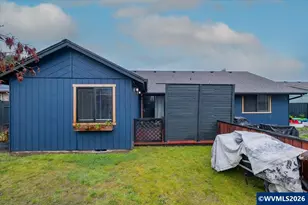 701 SE Juniper Ave, Dallas, OR 97338 - Photo 43