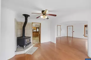 2148 Main St St, Philomath, OR 97370 - Photo 9