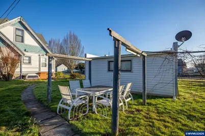488 S 2nd St, Lebanon, OR 97355 - Photo 33