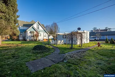 488 S 2nd St, Lebanon, OR 97355 - Photo 35