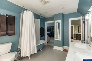 488 S Second St, Lebanon, OR 97355 - Photo 7