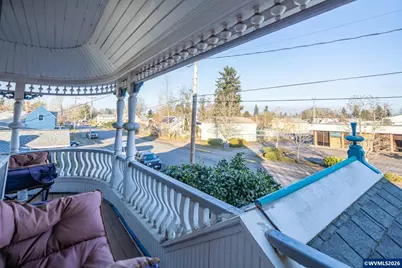 488 S 2nd St, Lebanon, OR 97355 - Photo 33