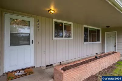 2803 Columbus St SE, Albany, OR 97322 - Photo 3