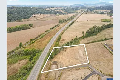 360 NW (Next To) Earliblue Dr, Corvallis, OR 97330 - Photo 17