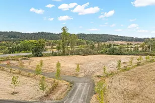 360 NW (Next To) Earliblue Dr, Corvallis, OR 97330 - Photo 21