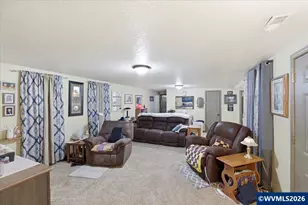 42801 Island Inn Dr, Lebanon, OR 97355 - Photo 21