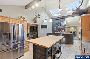 42801 Island Inn Dr, Lebanon, OR 97355 - Photo 9