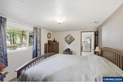42801 Island Inn Dr, Lebanon, OR 97355 - Photo 21