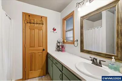 42801 Island Inn Dr, Lebanon, OR 97355 - Photo 25