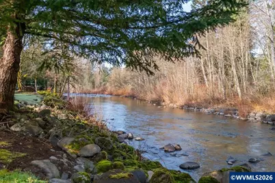 42801 Island Inn Dr, Lebanon, OR 97355 - Photo 5