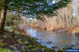 42801 Island Inn Dr, Lebanon, OR 97355 - Photo 5