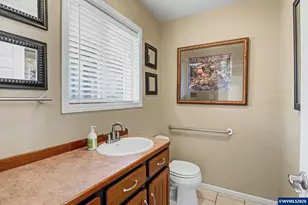 2415 SW Oakwood Dr, Dallas, OR 97338 - Photo 23