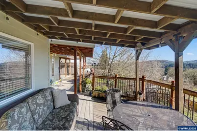 2415 SW Oakwood Dr, Dallas, OR 97338 - Photo 41