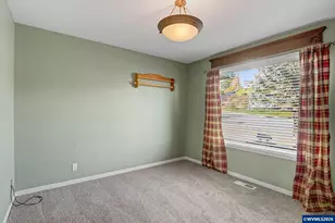 2415 SW Oakwood Dr, Dallas, OR 97338 - Photo 15