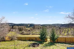 2415 SW Oakwood Dr, Dallas, OR 97338 - Photo 43